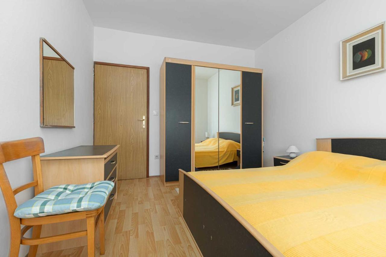 Vlado Apartment *