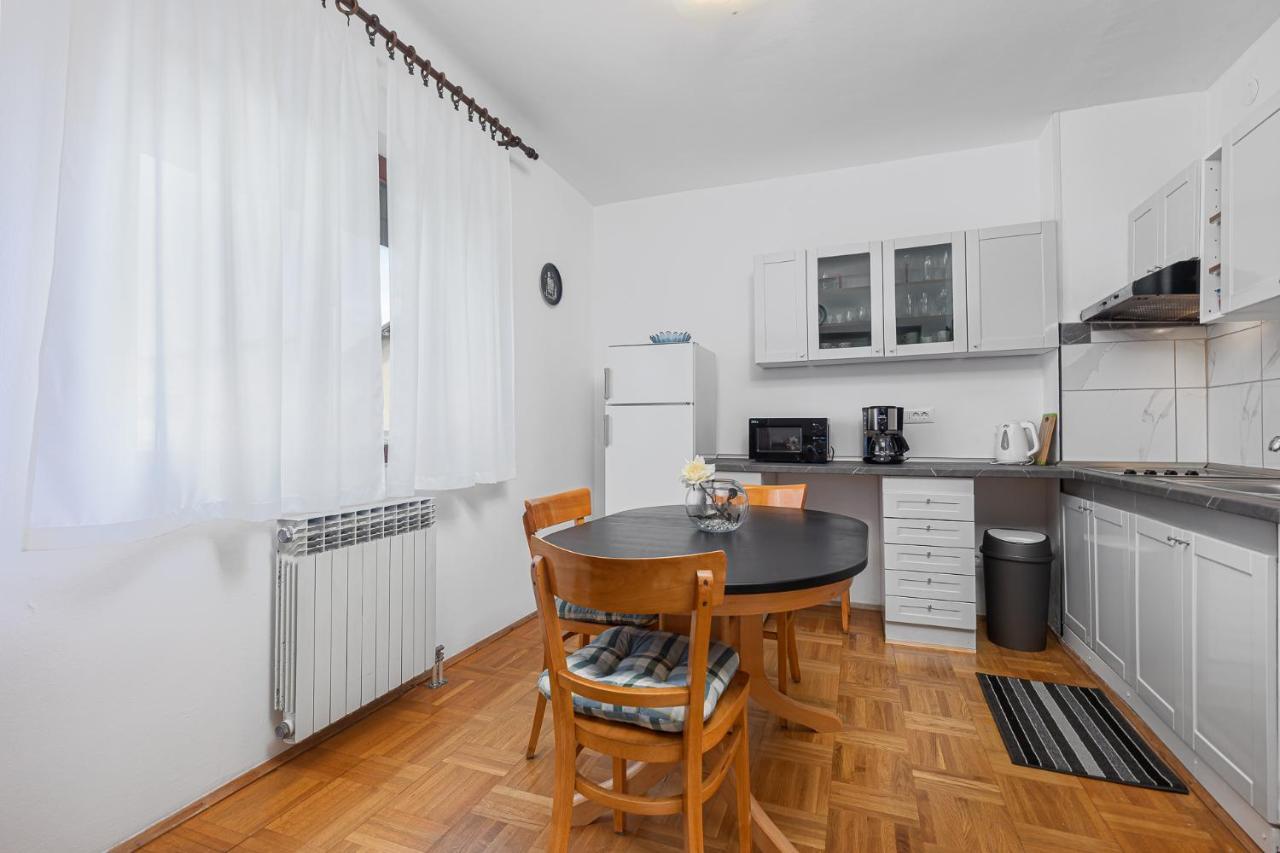 Vlado Apartment Porec